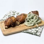 Куриная голень на углях